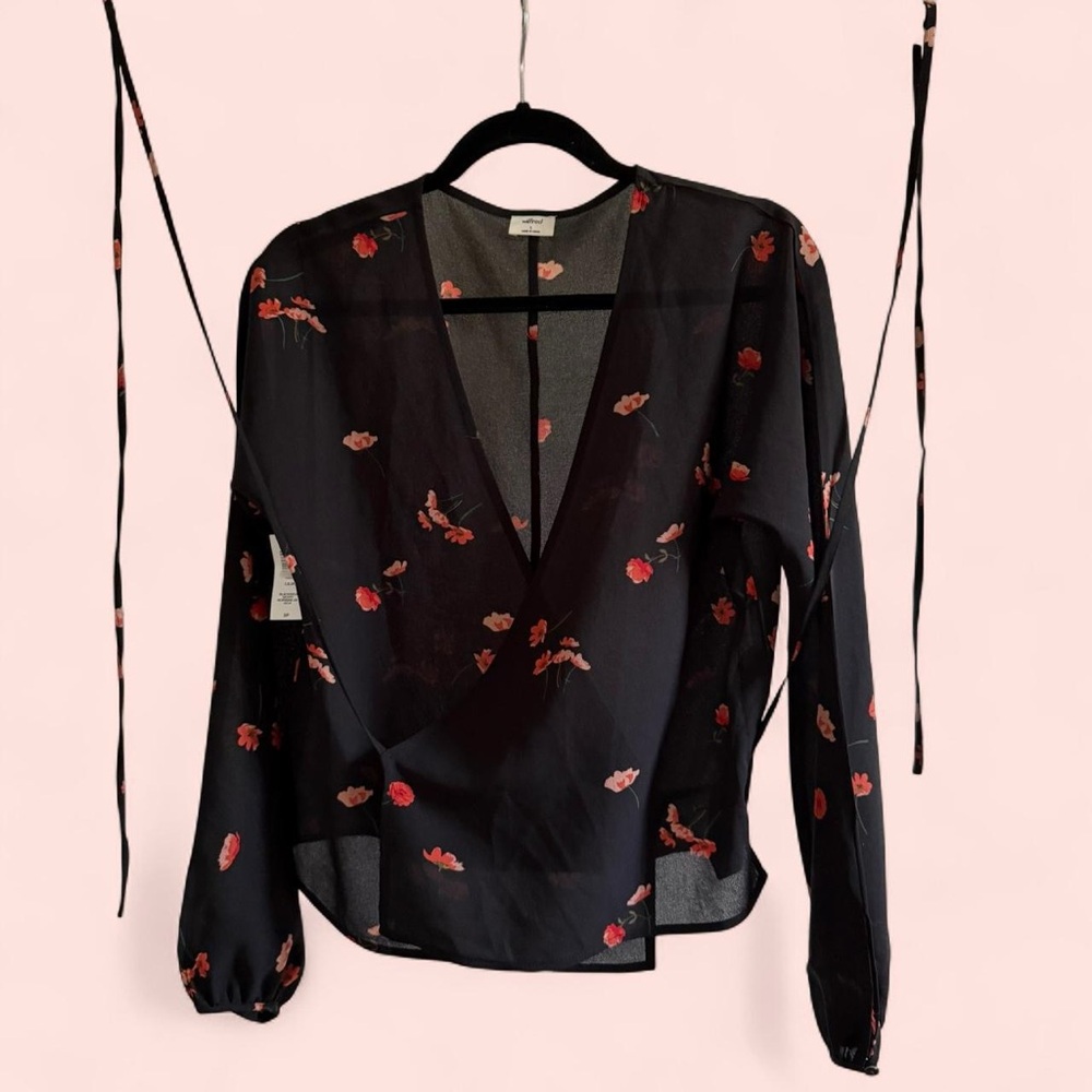 Aritzia/Wilfred Black Lilia Top